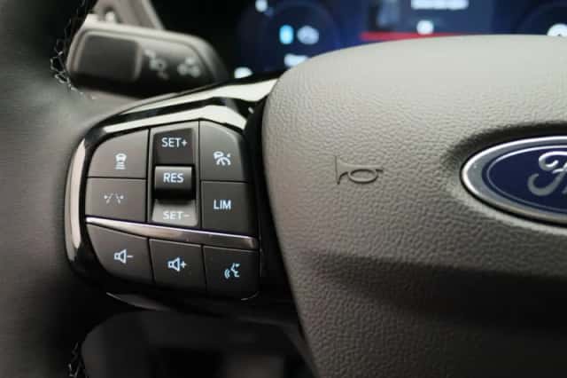 Ford Kuga (2026) thumbnail 23