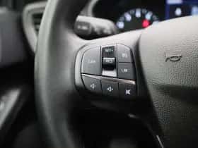 Ford Focus thumbnail 18