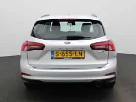 Ford Focus thumbnail 5