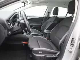 Ford Focus thumbnail 8