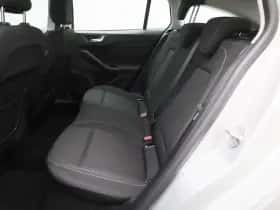 Ford Focus thumbnail 9