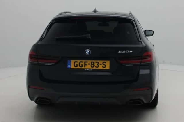BMW 5-Serie (2023) thumbnail 6