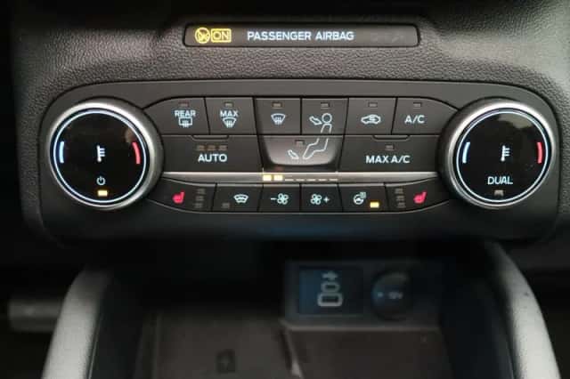 Ford Kuga (2024) thumbnail 11