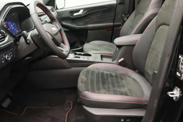 Ford Kuga (2024) thumbnail 14
