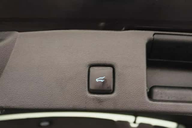 Ford Kuga (2024) thumbnail 18