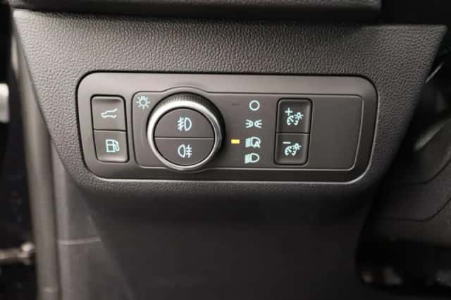 Ford Kuga (2024) thumbnail 25