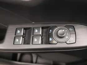Ford Kuga thumbnail 26