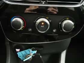 Renault Clio thumbnail 11