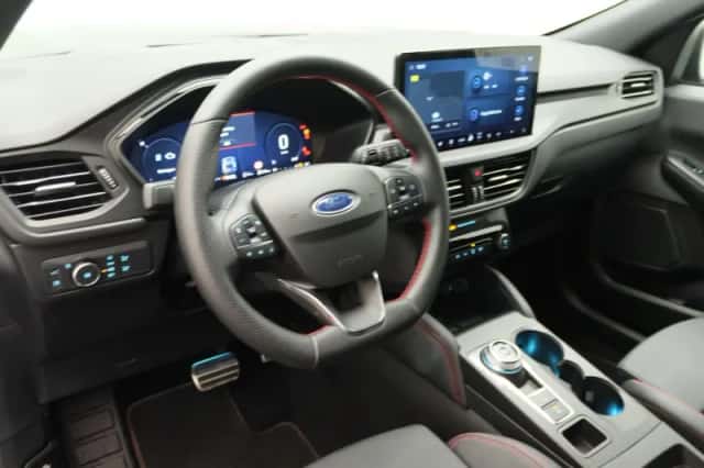 Ford Kuga (2025) thumbnail 24