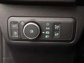Ford Kuga thumbnail 24