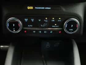Ford Kuga thumbnail 11