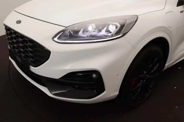 Ford Kuga (2023) thumbnail 19
