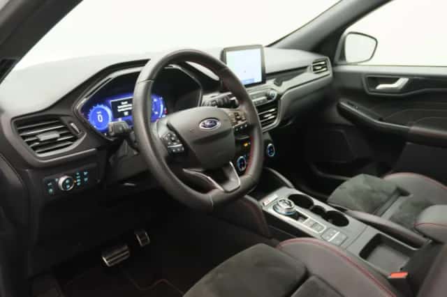 Ford Kuga (2023) thumbnail 26