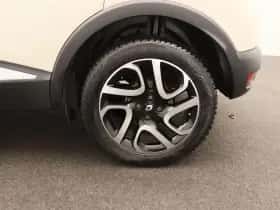 Renault Captur (2016) thumbnail 15