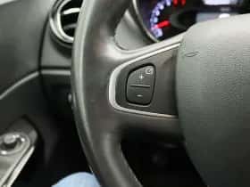 Renault Captur (2016) thumbnail 16