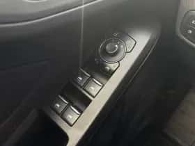 Ford Focus (2023) thumbnail 21