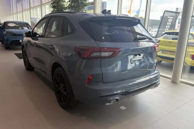Ford Kuga (2026) thumbnail 3