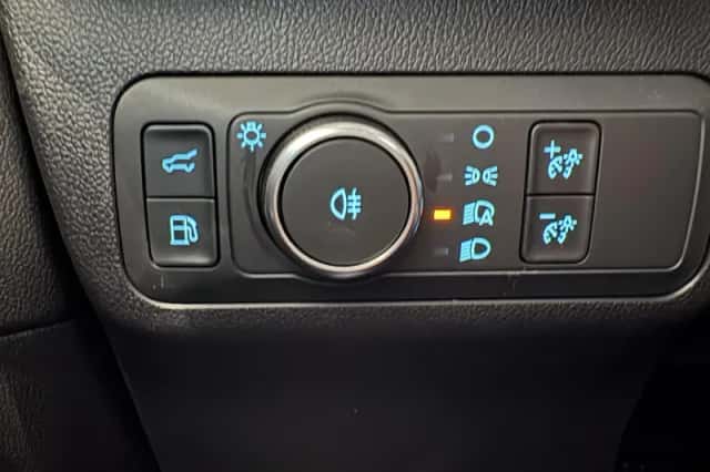 Ford Kuga (2025) thumbnail 24