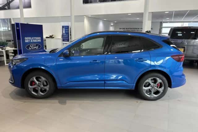 Ford Kuga (2025) thumbnail 10