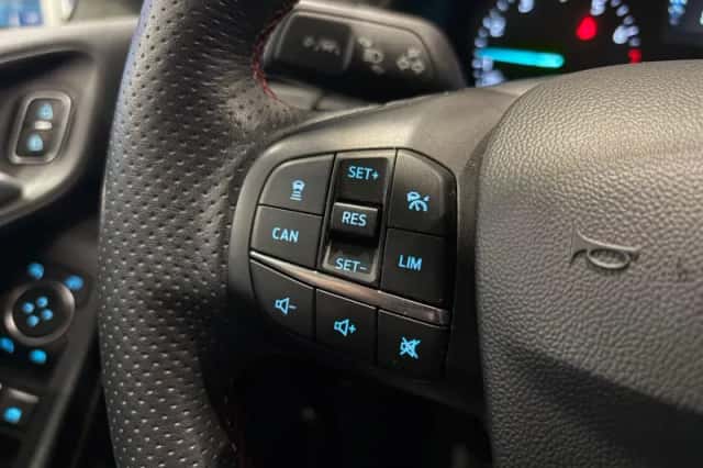 Ford Fiesta (2021) thumbnail 12