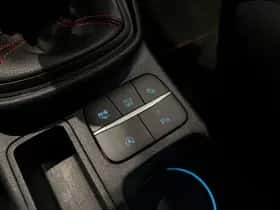 Ford Fiesta (2021) thumbnail 17