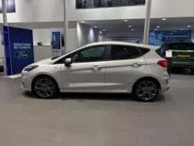 Ford Fiesta (2021) thumbnail 3