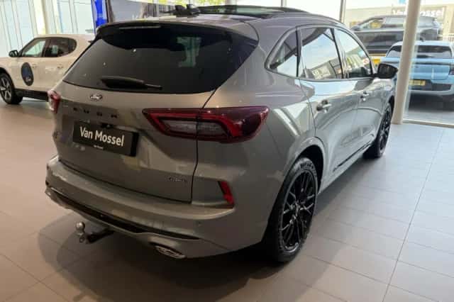 Ford Kuga (2026) thumbnail 5