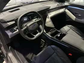 Ford Explorer (2026) thumbnail 5