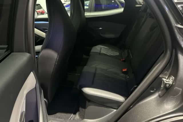 Ford Explorer (2026) thumbnail 6