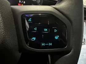 Ford Explorer (2026) thumbnail 9