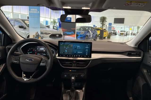 Ford Focus (2023) thumbnail 13