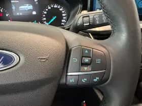 Ford Focus (2023) thumbnail 16
