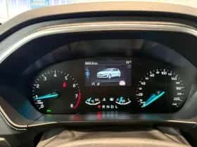 Ford Focus (2023) thumbnail 17