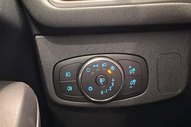 Ford Focus (2023) thumbnail 22