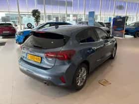 Ford Focus (2023) thumbnail 5