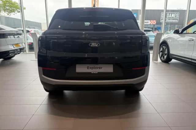 Ford Explorer (2026) thumbnail 4