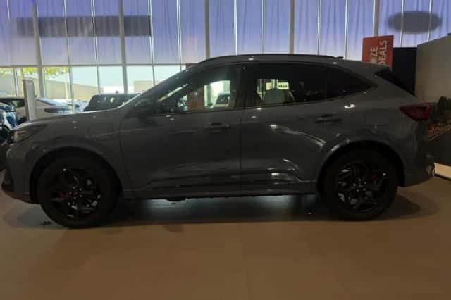 Ford Kuga (2026) thumbnail 2