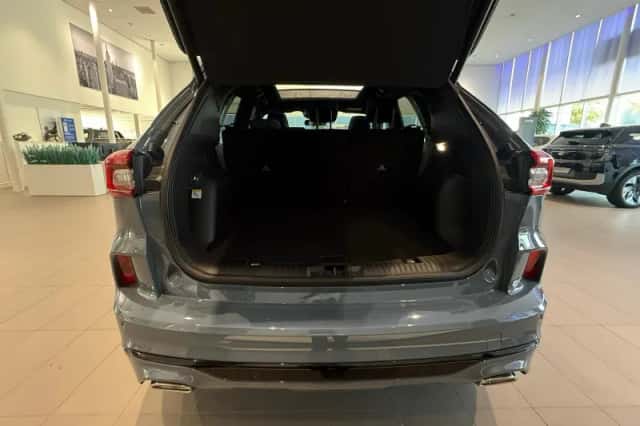 Ford Kuga (2026) thumbnail 5