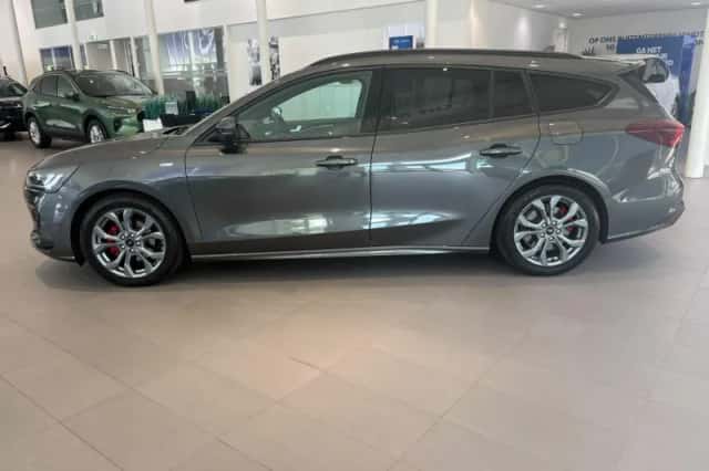 Ford Focus (2024) thumbnail 6