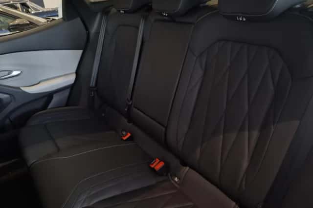 Ford Explorer (2026) thumbnail 12