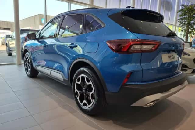 Ford Kuga (2026) thumbnail 3