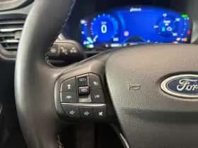 Ford Kuga (2022) thumbnail 15