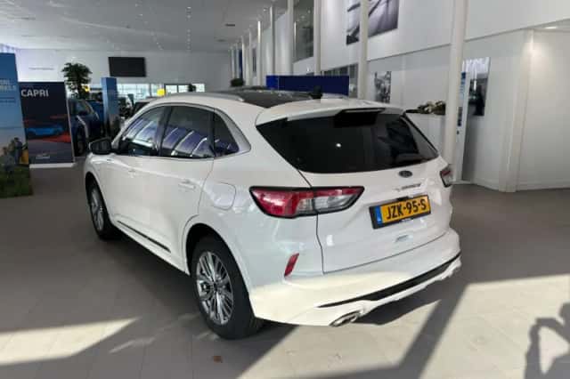 Ford Kuga (2022) thumbnail 7