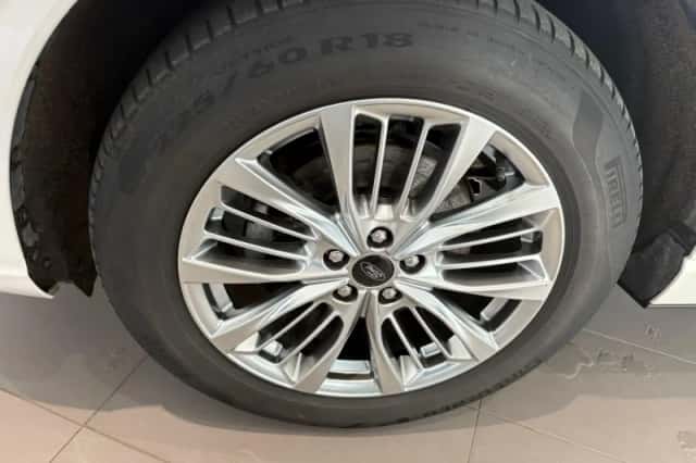 Ford Kuga (2022) thumbnail 9