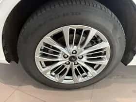 Ford Kuga (2022) thumbnail 9