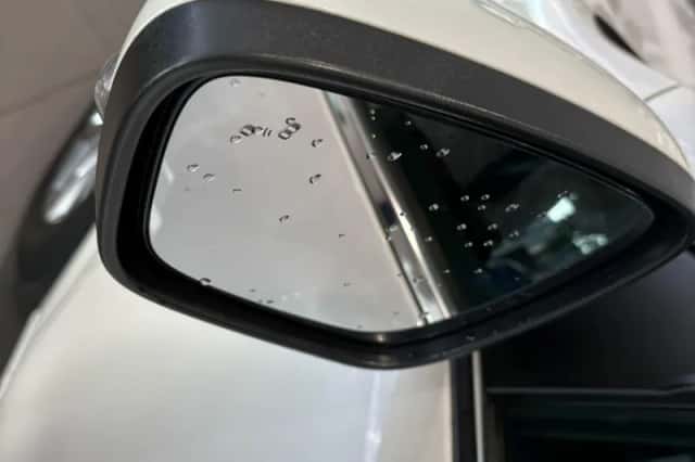 Ford Kuga (2022) thumbnail 10