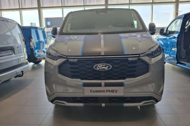 Ford Transit Custom (2026) thumbnail 2