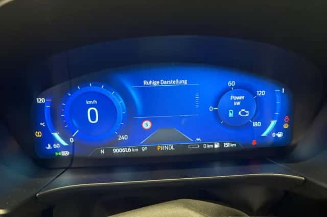 Ford Kuga (2021) thumbnail 11