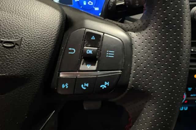 Ford Kuga (2021) thumbnail 13