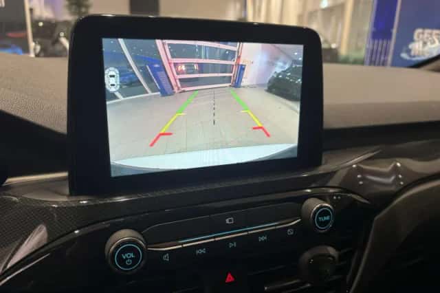 Ford Kuga (2021) thumbnail 15